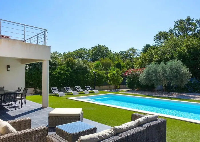 Bastide De La By Interhome Villa Bormes-les-Mimosas